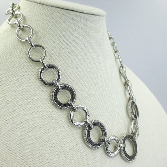 Chico's Silver Hematite Mesh Inserts Bib Necklace Geometric - Picture 6 of 8